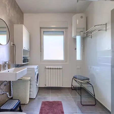 Toni By Interhome Tatil Evi
